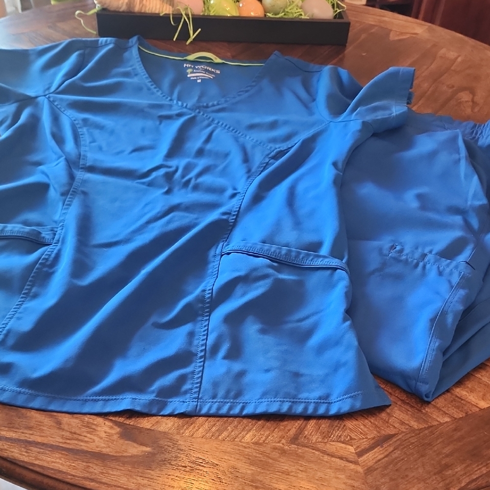 Healing Hands Blue Scrub Top and Pants Set M/PS